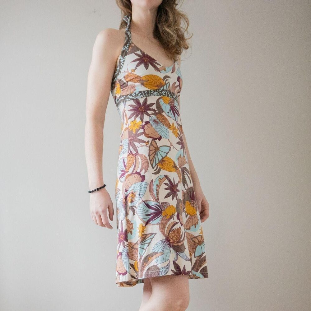 Patagonia Floral Cream & Multicolor Sustainable Cotton Halter Tie V Neck...